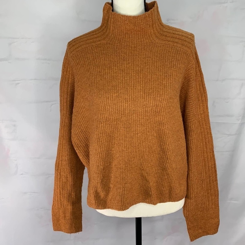 Topshop Women’s Cropped‎ Copper Sweater (NWT)